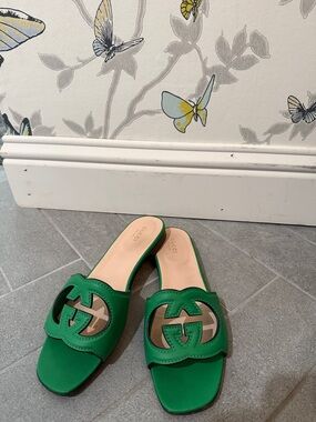 Gucci Green Leather Interlocking-G Open-Toe Slide Mules Sandals size 39